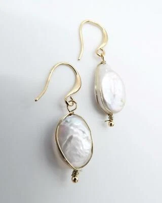 EXQUISITE 18kt Gold Plated Wire Wrapped Genuine Mother of Pearl Dangle Earrings - Image 1 of 4