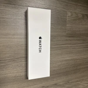 Apple Watch SE 2nd Gen GPS 40mm Midnight Case w Sport Band S/M MXE73LL/A - Picture 1 of 7