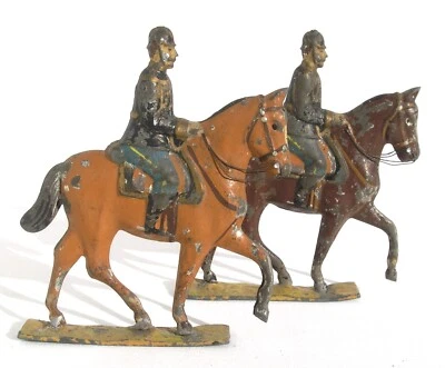 Antiguo juguete prusiano pintado de 5,5" soldados a caballo siglo XIX Alemania Foto 1 de 4