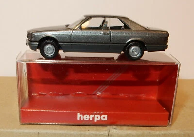 Micro Herpa Ho 1/87 Mercedes-Benz 560 Secco Grigio Scuro IN Metallo IN Box - Immagine 1 di 4