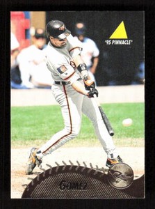 1995 Pinnacle Leo Gomez   #103