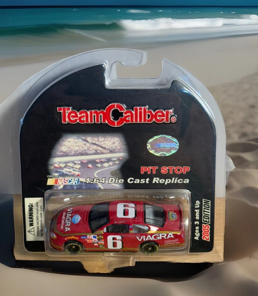 1/64 Nascar Diecast, Mark Martin #6, Red Viagra, 2005, Team Caliber Foto 1 de 1