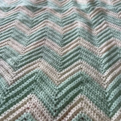 Handmade Crocheted Baby Blanket Afghan Cream & Mint Green Vintage 30x50 Zig Zag - Image 1 of 4