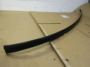 Isuzu Trooper Duty 98-02 3.0 glass windscreen lower trim strip - Picture 1 of 6