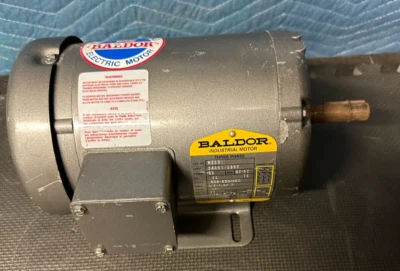 Baldor Industrial Motor M3531 34A61-5882 1/4HP 3PH 1140 RPM New Old Stock - Image 1 of 4