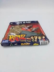 Bratz Boy Doll Fashion Pack Phys. Ed Funk Dylan Sports Clothing Shoes New Boxed - Picture 1 of 10