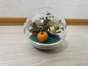 Re-Ment Pokemon Terrarium Sammlung Bakeccha & Mimikyu Halloween Ver. Figur - Bild 1 von 2