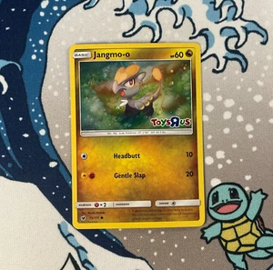 Jangmo-o 75/111 Toys R Us Promo Stamped Holo Rare Pokemon Card 2017 NM/LP - Picture 1 of 3