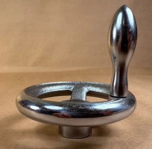 V-100 Cast Iron Hand Wheel Crank 4" with 1/2" Bore w/ Set Screw - Chrome Plated - Picture 1 of 10