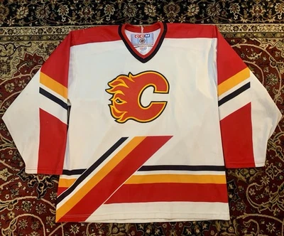 Vintage Calgary Flames Masks Air Knit Man L USA 1995 Alternate Jersey CCM Canada - Image 1 of 4