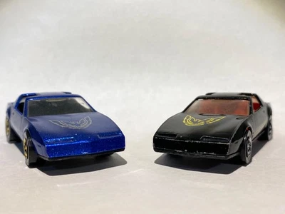 Juego Suelto de Dos Hot Wheels Años 80 Firebirds "Mainline Series" Foto 1 de 4
