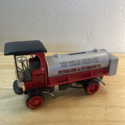 Ertl Texaco The Texas Co. 1910 Mack Tanker Bank 1995 edición 7 1/2" de largo Foto 1 de 4