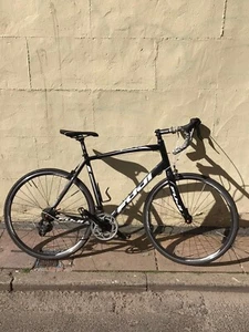 Fuji Sportif 2.5 Road Bike, Black and White color, XL size - Picture 1 of 3