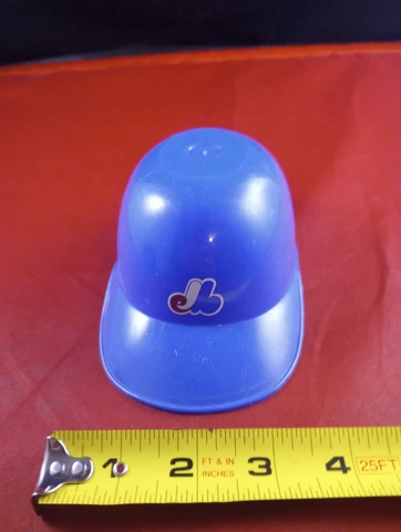 Vtg Montreal Expos Mini Plastic Baseball Helmet *200-D Cover