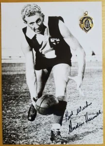 1959 VERDUN HOWELL ST KILDA HAND SIGNED B&W PHOTO & FREE REPLICA BROWNLOW MEDAL - Picture 1 of 2