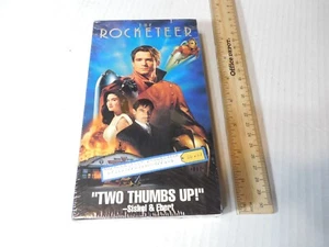 The Rocketeer VHS SEALED BVHV Stamp Walt Disney Bill Campbell Jennifer Connelly - Imagen 1 de 11