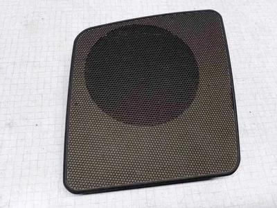 VW GOLF III Variant 1H5 Loudspeaker Cover 1H1857209A 1.90 Diesel 66kw 32511819 - Image 1 of 2