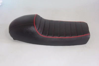 1976 -1977 Suzuki GT500 GT 500 solo single low profile seat saddle CODE: S1190 - Imagem 1 de 4