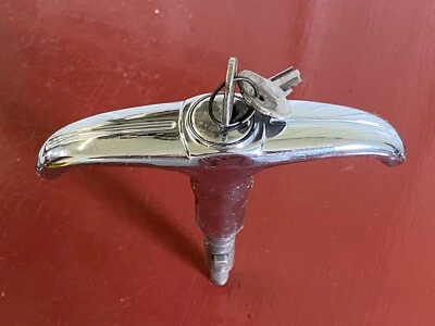 Oldsmobile modelo 70 1947 1947 90 manija maletero original GM CON LLAVES Foto 1 de 4