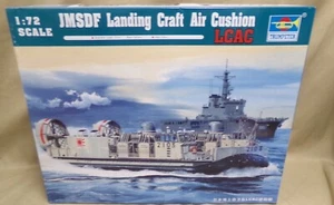 Trumpeter JMSDF Landing Craft Air Cushion LCAC 1:72 Scale Kit #07301 - Picture 1 of 6