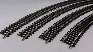 * R609 Double 3rd radius Curve x 4 pieces of Track 00 Scale - Hornby Railways - Picture 1 of 1