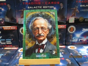 TARJETA MONEDA CARDSMITHS GALATIC SPACE SERIES 2025 MAX PLANCK ESMERALDA/99 #70 - Imagen 1 de 6
