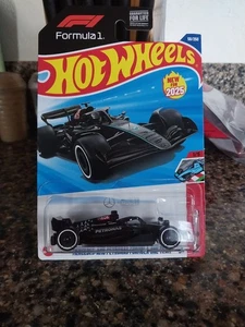 2025 Hot Wheels Mercedes-AMG Petronas Formel 1 NEU - Bild 1 von 2