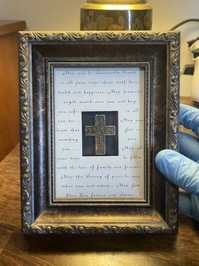 Vintage Cross with Inspirational Sayings in Frame *GREAT CONDITION* - Picture 1 of 2