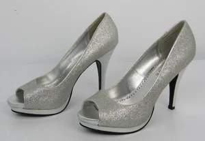 Rampage women's 9M silver metallic sparkly glitter peep-toe pump heels - Bild 1 von 12