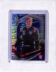 2021 Panini Chronicles Spectra Celestial Blue /99 Kody Vanderwal #48 Rookie RC - Bild 1 von 2