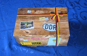 Ostpaket Geschenkbox  Luxus aus der DDR, Karton mit Lagerspuren,Inhalt unbenutzt - Bild 1 von 5