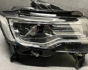 2016 Jeep Grand Cherokee Passenger Right Xenon HID Headlight W AFS RHD - Picture 1 of 9