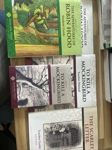 Memoria Press Literature Guides - Picture 1 of 1