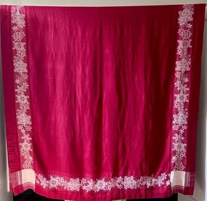 WILLIAMS SONOMA Snowflake Christmas Jacquard Tablecloth Red White 70x144in - Picture 1 of 12