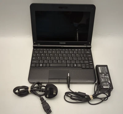 Toshiba NB250 win 10 Intel Atom N455 1.66GHZ -2GB RAM 250GB HDD Netbook Laptop - Image 1 of 4