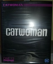 DC Comic Mezco Toyz One:12 Collective Catwoman Selina Kyle Action Figure Batman