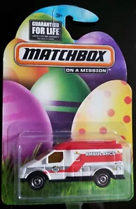 2015 Matchbox ON A MISSION AMBULANCE RARE EASTER VERSION - Picture 1 of 3