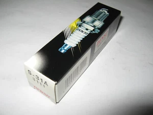 Bujía de níquel Denso 3111 S31A, descarga superficial, nuevo stock antiguo - Imagen 1 de 3