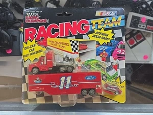 Lot 1992 OF  Racing Champions Team Transporter With Stock Cars 1:144 Scale (NEW) - Picture 1 of 12
