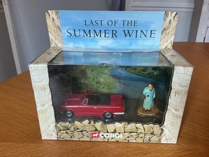 Corgi Triumph Herald and Edie Pegden Figure Scale 1:43 Last of the Summer Wine - Picture 1 of 6