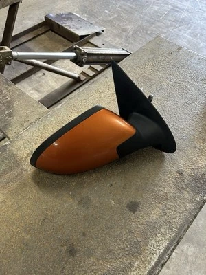 Пассажирское правостороннее зеркало заднего вида серебристое с электроприводом подходит для 05–10 CHEVROLET COBALT e10–6 - Изображение 1 из 4