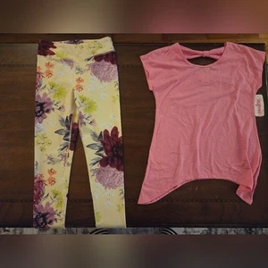 NWT girl 14 short sleeve pink top and flower print drifit leggings - Picture 1 of 3
