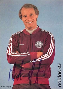Berti Vogts Original Autogrammkarte DFB - ca.10cm x 15cm - Bild 1 von 2