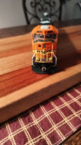 Kato BNSF SD70MAC #9959 Nose Headlight Heritage II Gently Used DCC w/Sound - Picture 1 of 7