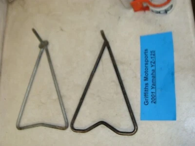 2001 01 Yamaha YZ125 yz250 yz400 yz450f (2) triangle stand prop bike motocross - Image 1 of 4