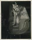 1966 photo de presse masque du roi Tout-Ankh-Amen au musée des antiquités - XXB01969