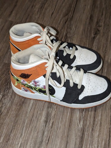 Scarpe Nike Air Jordan 1 Mid SE (PS) giovani taglia 6 5 anni bambini bianche e nere stelle marine