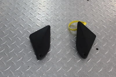 2009 BMW F800GS QUADRO ESQUERDO DIREITO TAMPAS LATERAIS MÉDIAS CAPUZES PAINÉIS CONJUNTO DE ACABAMENTO PAR - Imagem 1 de 4