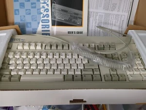 NEW Vintage Legendary Keytronic KB101 Plus C Switchable Computer Keyboard - Picture 1 of 14