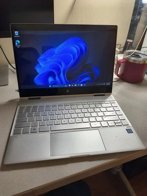 Ultrabook HP Spectre x360 13-ae0xx i7 16GB 512GB SSD 13" táctil 2 en 1 plateado Foto 1 de 4